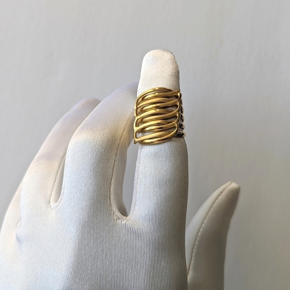 Stacked Intertwining Multi-Row Open Shank Waves Ring Gold - sz 5½